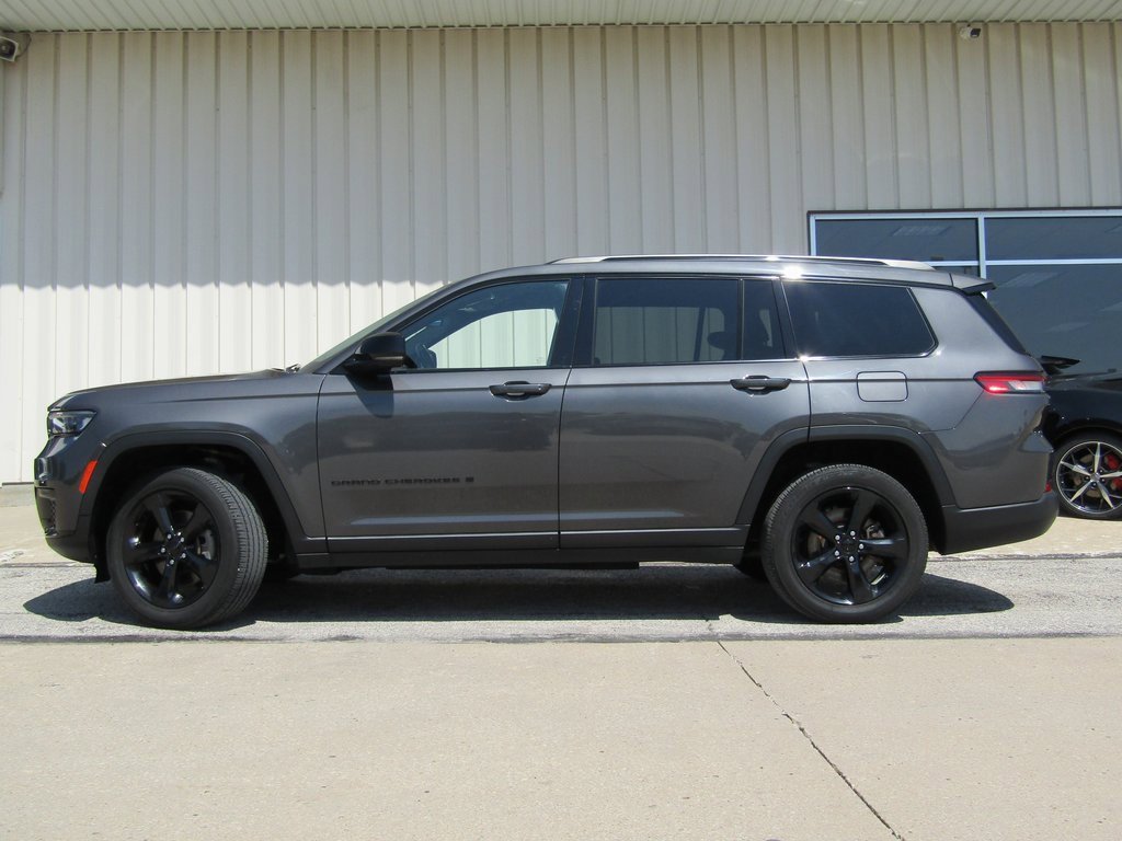 2022 Jeep Grand Cherokee Altitude photo 7