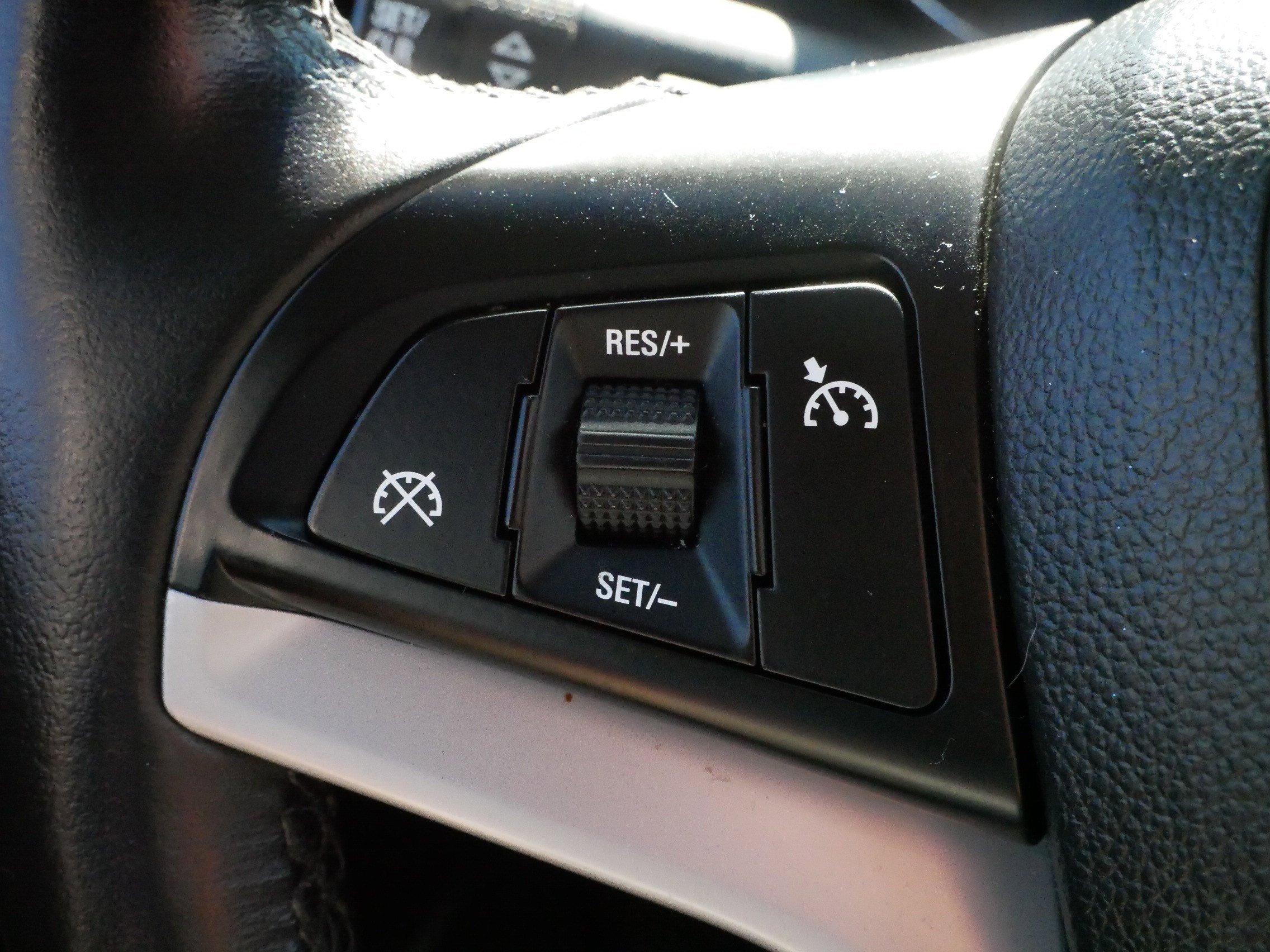 2015 Chevrolet Cruze LTZ photo 24