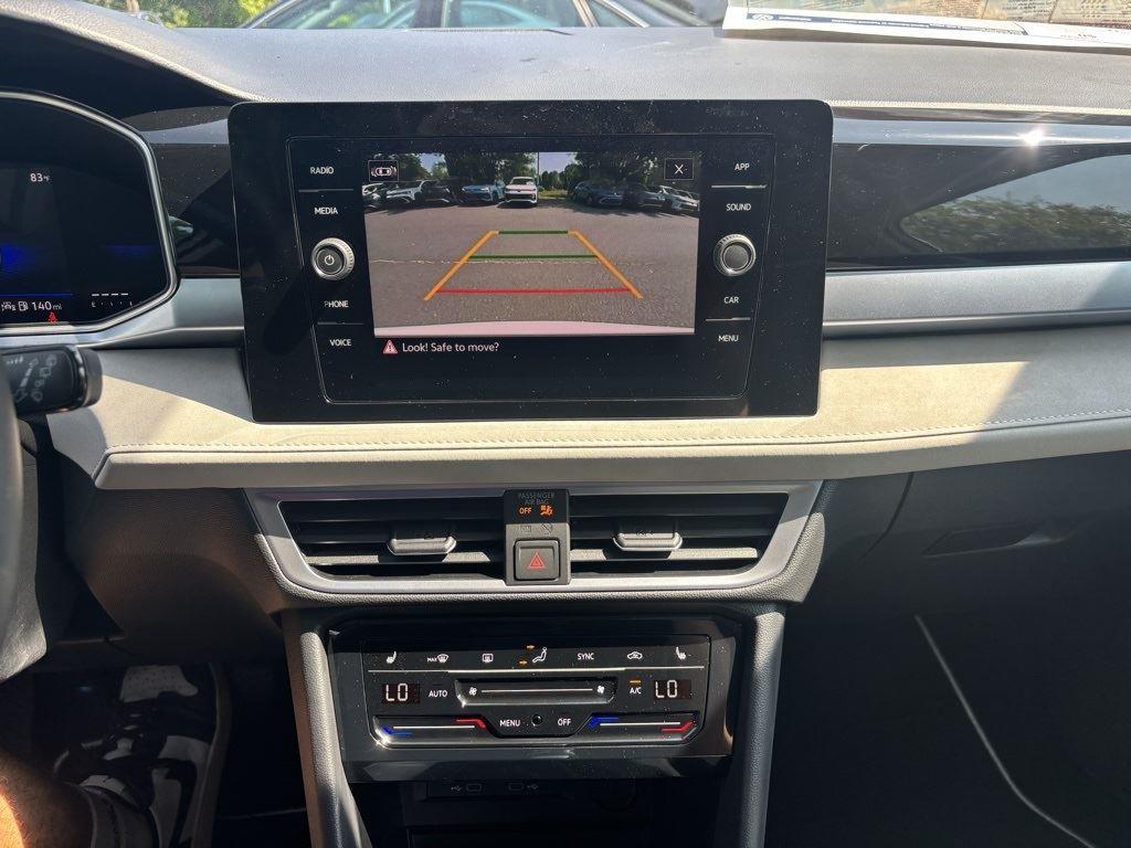 2025 Volkswagen Taos SE photo 20