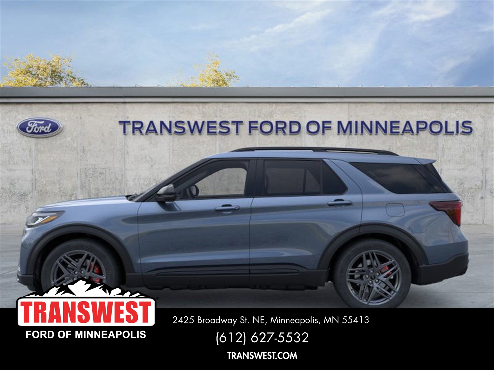 2025 Ford Explorer ST photo 3