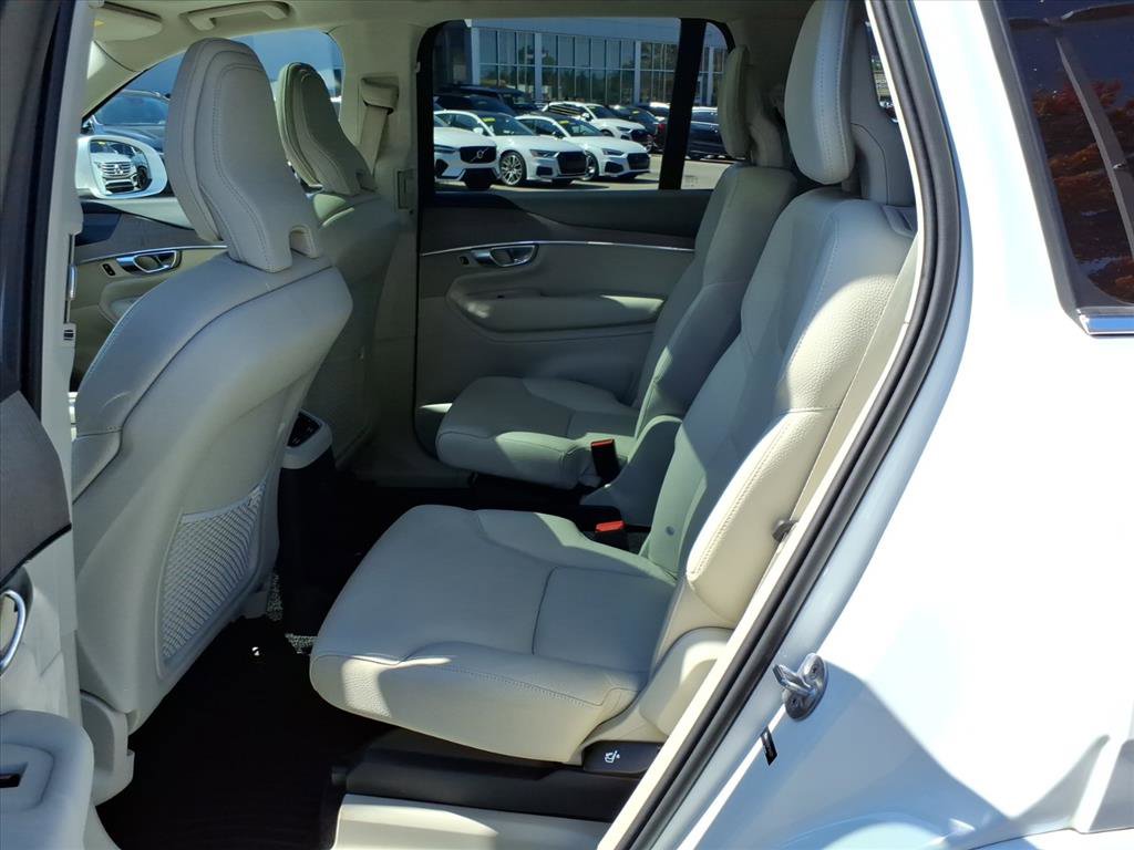 2023 Volvo XC90 Recharge Plus photo 9