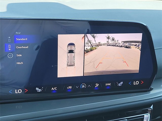 2026 Chevrolet Traverse photo 12