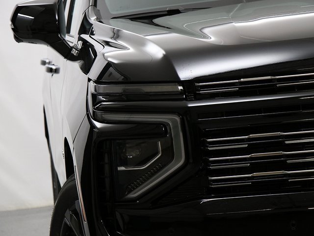 2026 Chevrolet Tahoe High Country photo 4