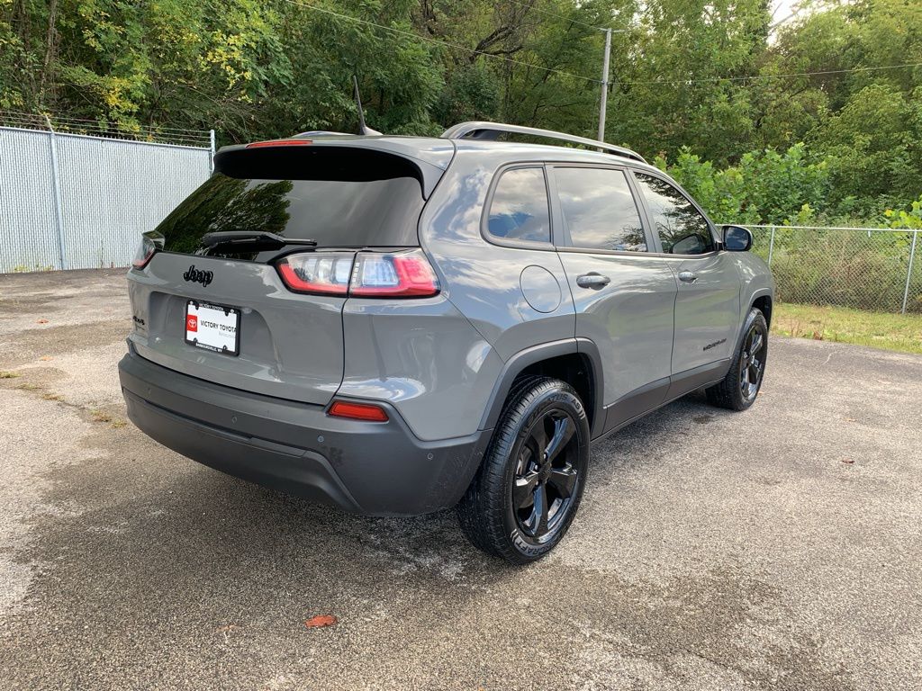 2023 Jeep Cherokee Altitude photo 2