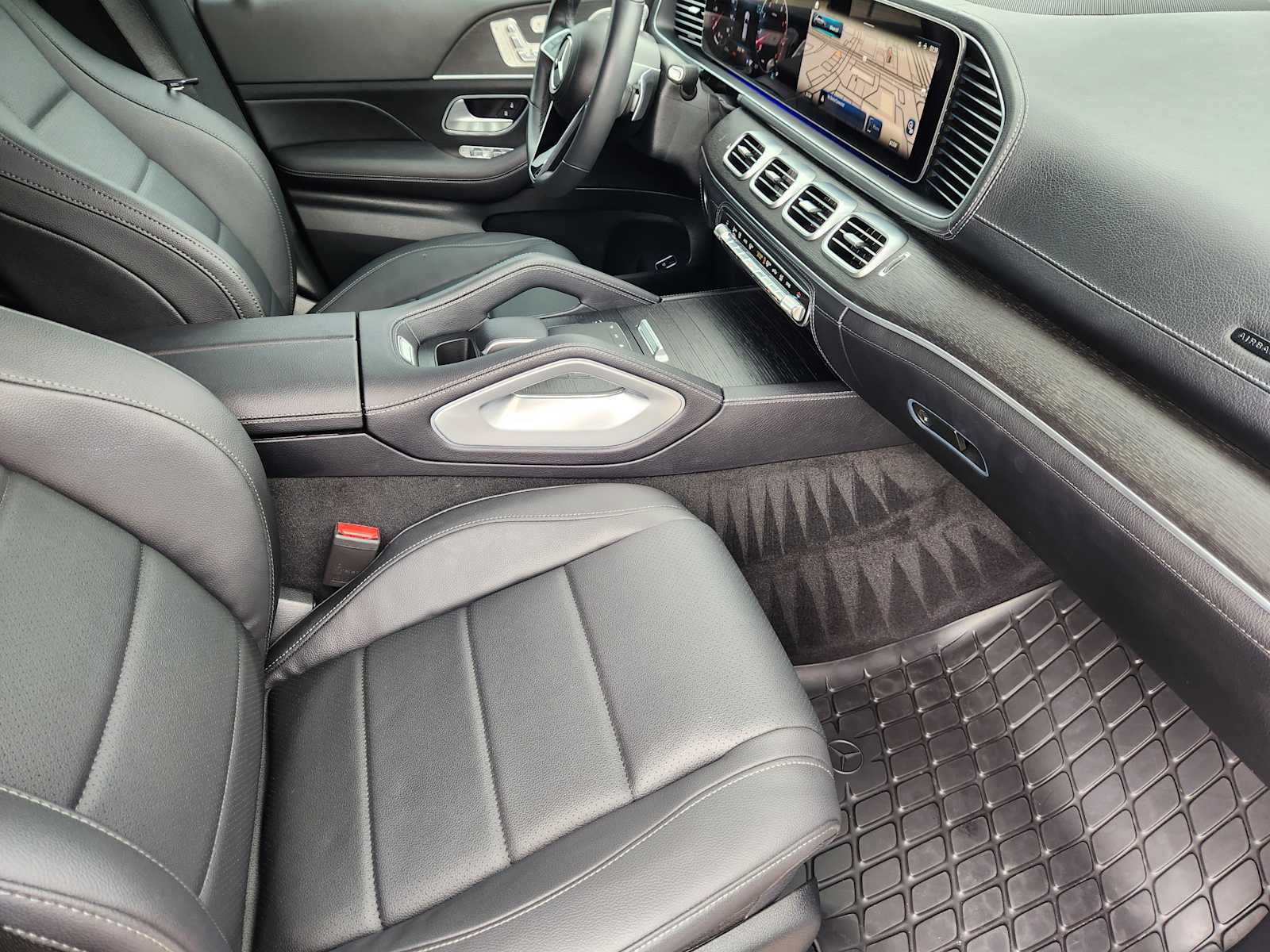 2024 Mercedes Benz GLE 450 4MATIC photo 9