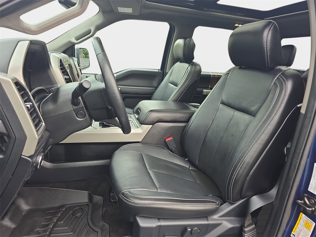 2020 Ford F-150 Lariat photo 14