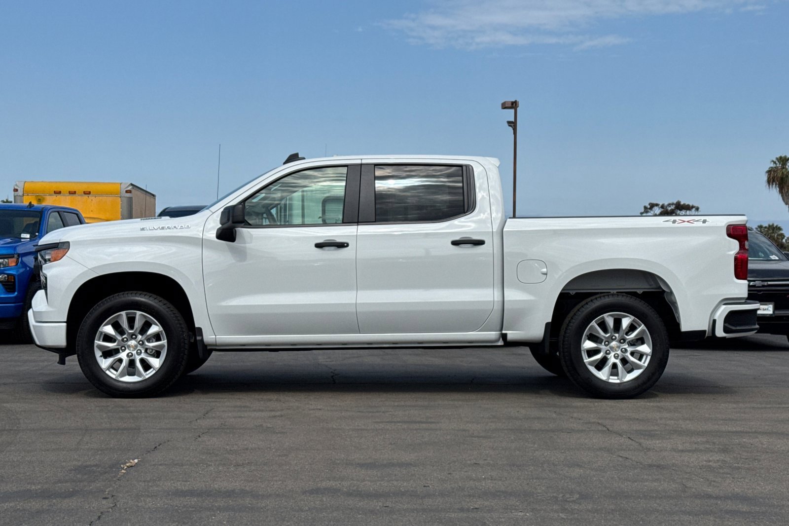 2025 Chevrolet Silverado Custom photo 7