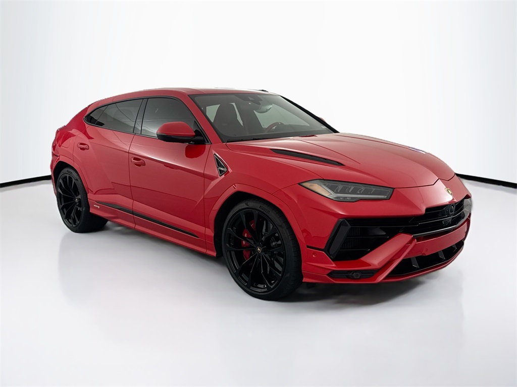 2024 Lamborghini Urus S photo 3