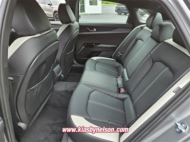2025 Kia K5 GT-Line photo 6