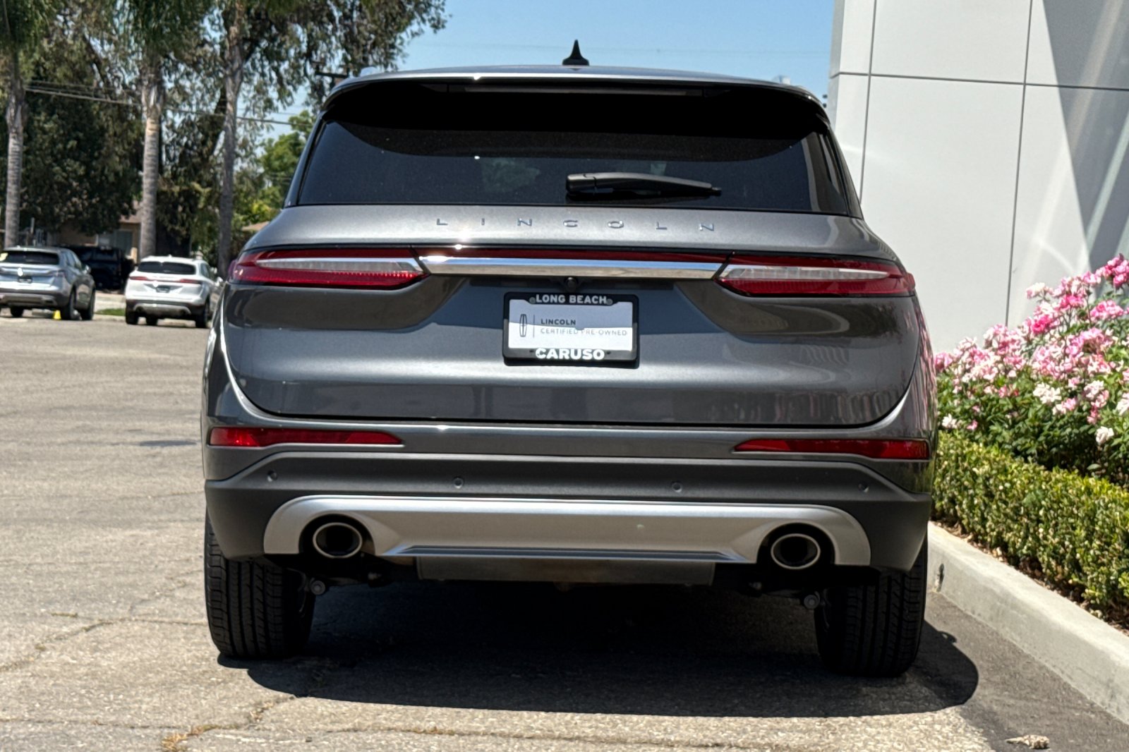 2022 Lincoln Corsair Standard photo 3