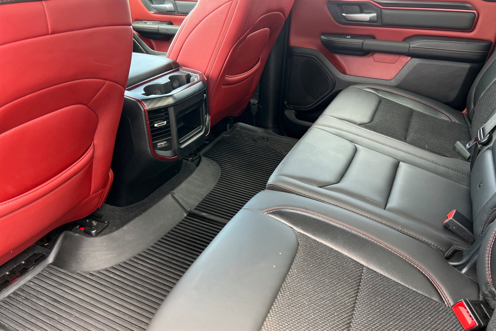 2025 Ram 1500 Rebel photo 8
