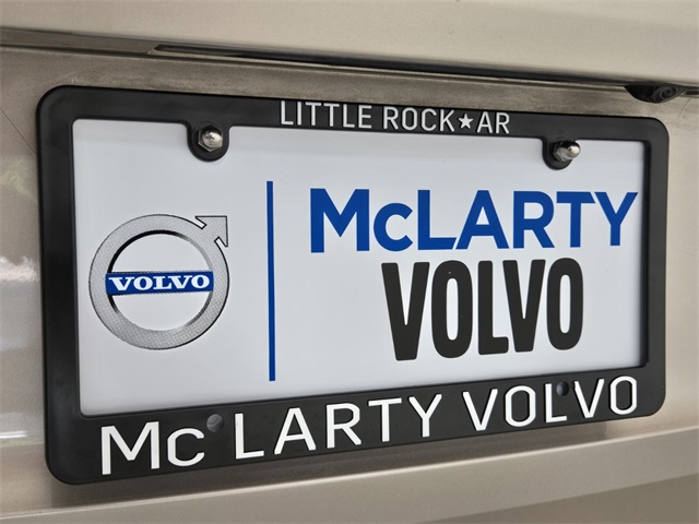 2025 Volvo XC60 B5 Plus photo 14