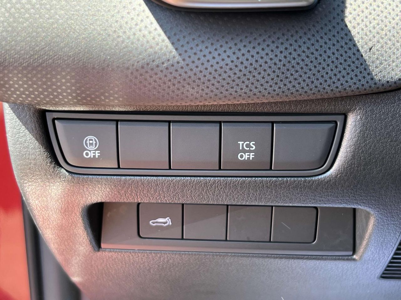 2023 Mazda CX-50 2.5 Preferred Plus photo 17