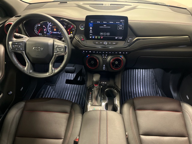 2025 Chevrolet Blazer RS photo 2