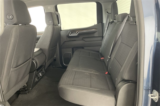 2022 Chevrolet Silverado 1500 LT photo 9
