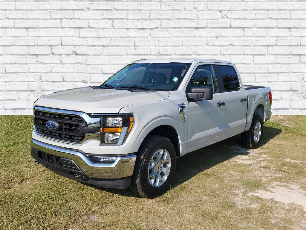 2023 Ford F-150 XLT photo 4