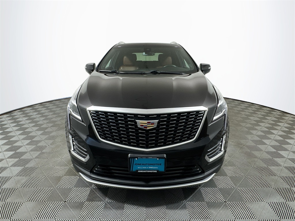 2022 Cadillac XT5 Premium Luxury photo 3
