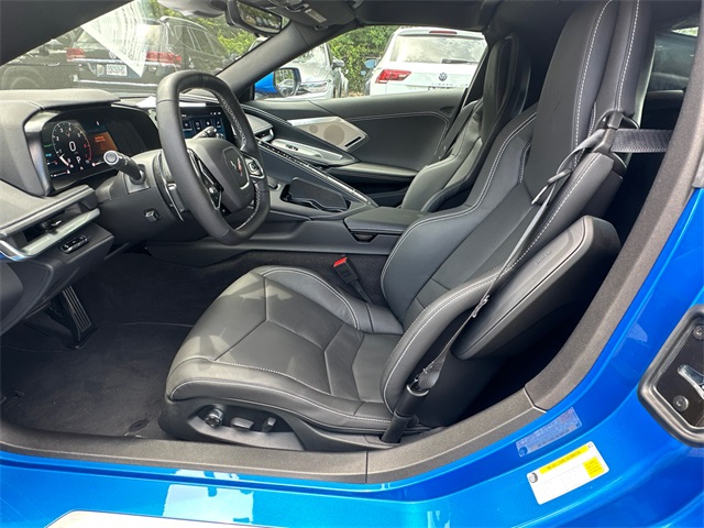 2024 Chevrolet Corvette Stingray 2LT photo 9