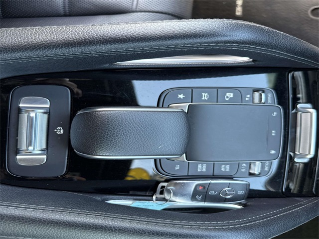 2022 Mercedes Benz GLS 450 4MATIC photo 25