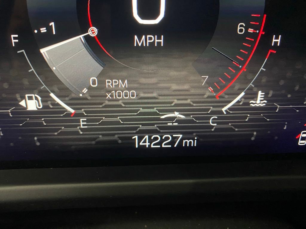 2024 Gmc Acadia Denali photo 4