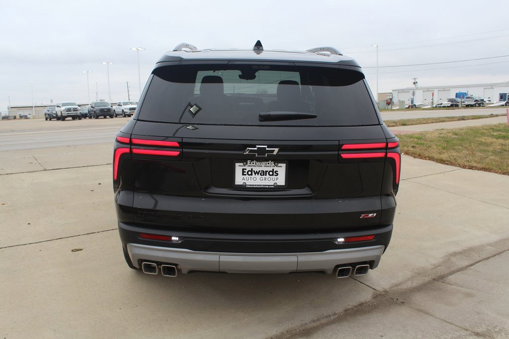 2026 Chevrolet Traverse Z71 photo 4