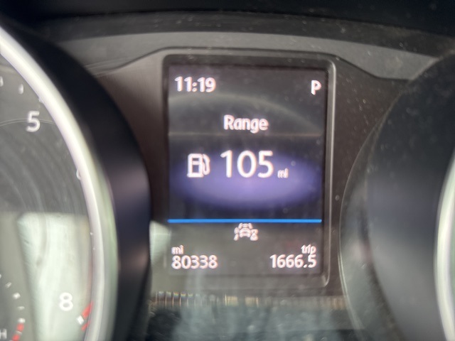 2021 Volkswagen Tiguan S photo 2