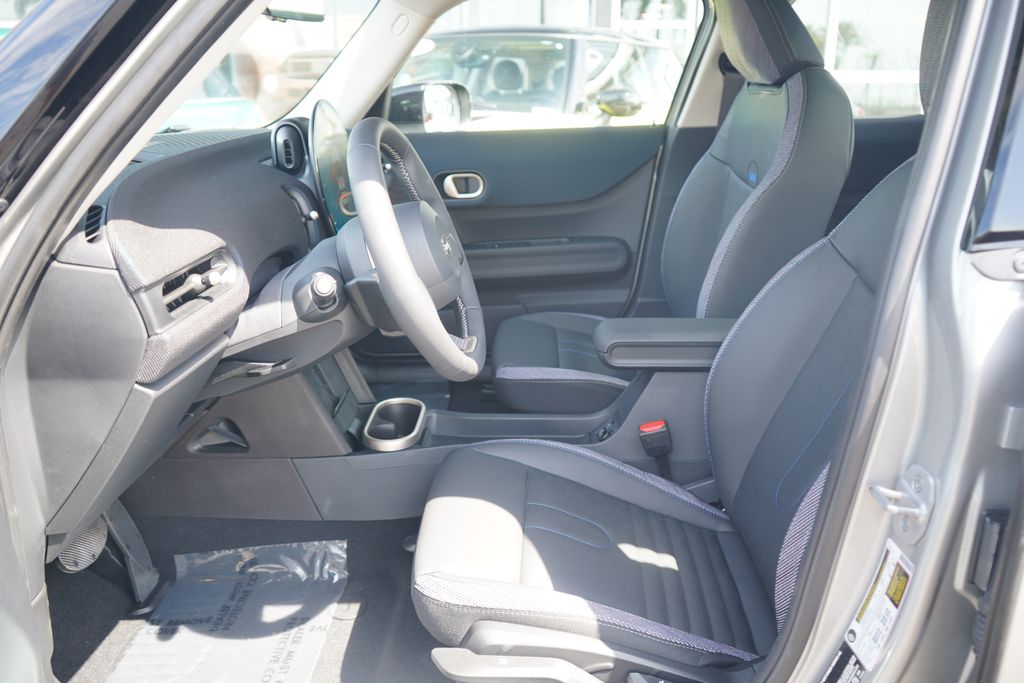 2026 Mini Cooper 4 Door Hardtop Signature photo 6