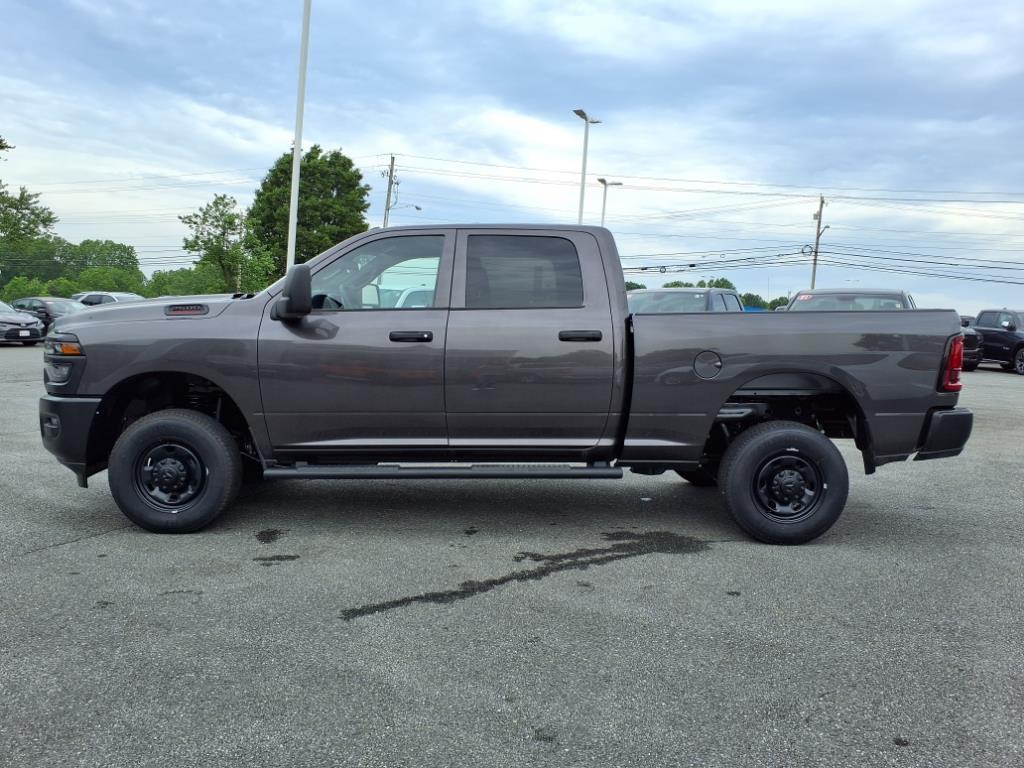 2025 Ram 2500 Tradesman photo 6