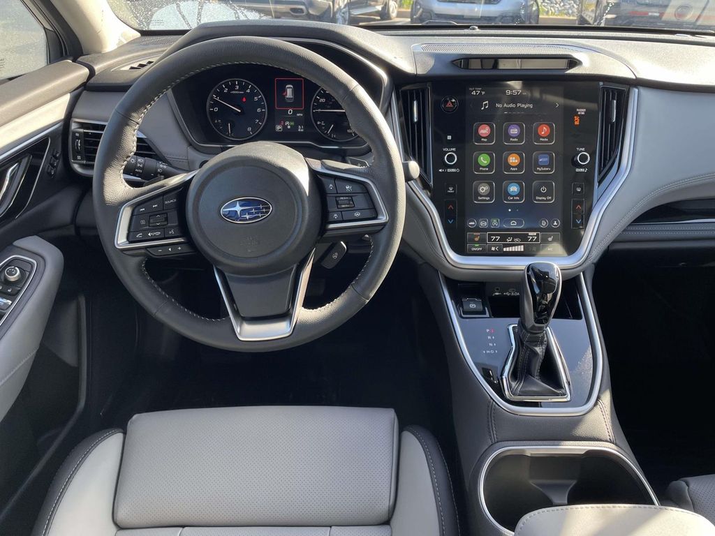 2025 Subaru Outback Limited photo 4