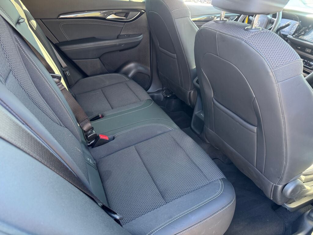 2023 Buick Envision Preferred photo 19
