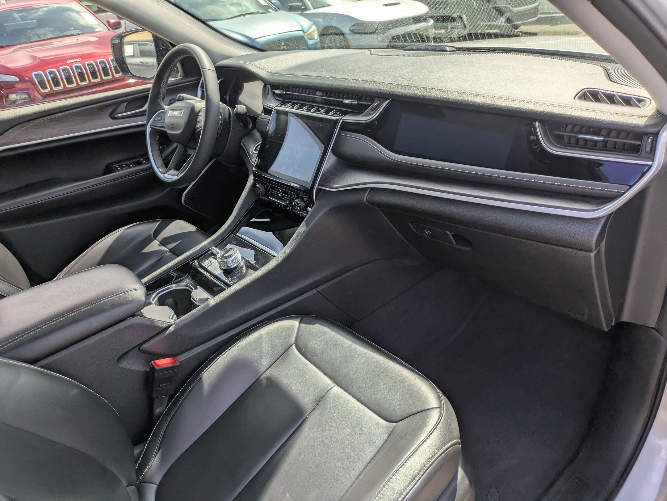 2023 Jeep Cherokee 4xe photo 30
