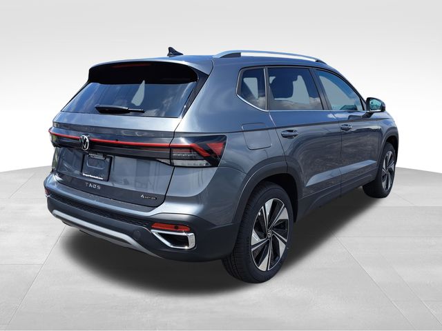 2025 Volkswagen Taos SE photo 4