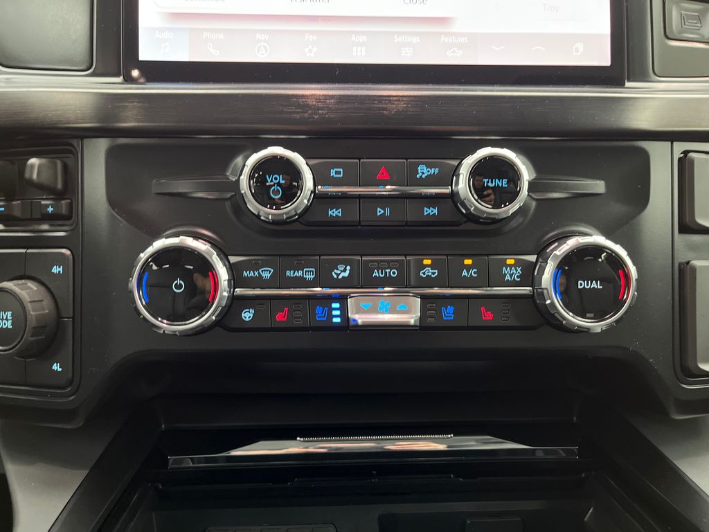 2026 Ford F-350 Lariat photo 16