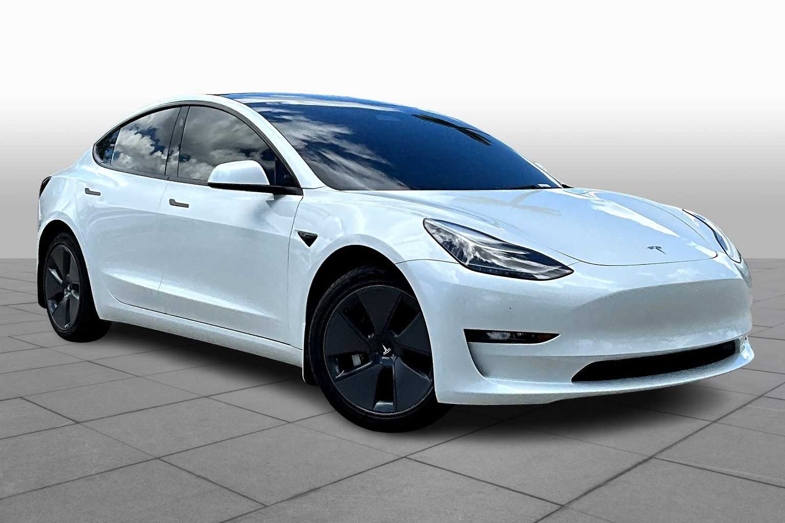 Used 2023 Tesla Model 3 Base with VIN 5YJ3E1EA6PF495841 for sale in Fort Myers, FL
