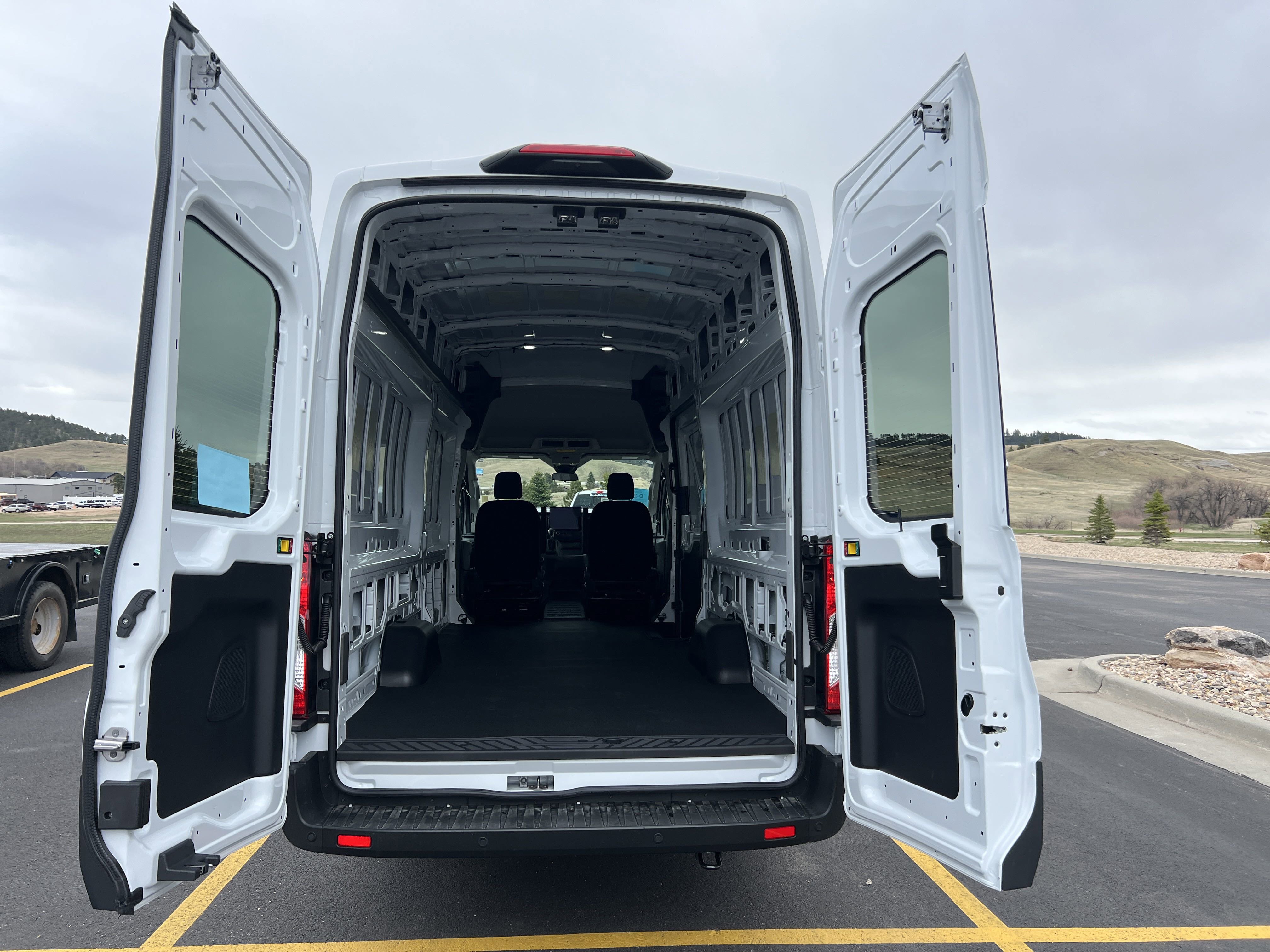 2025 Ford Transit Cargo Van photo 3