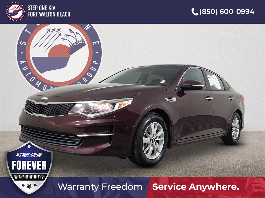 2018 Kia Optima LX's photo