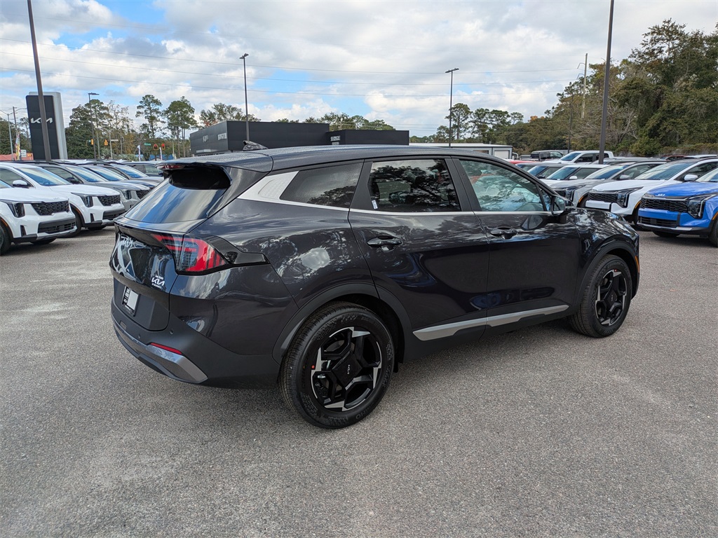 2026 Kia Sportage EX photo 3