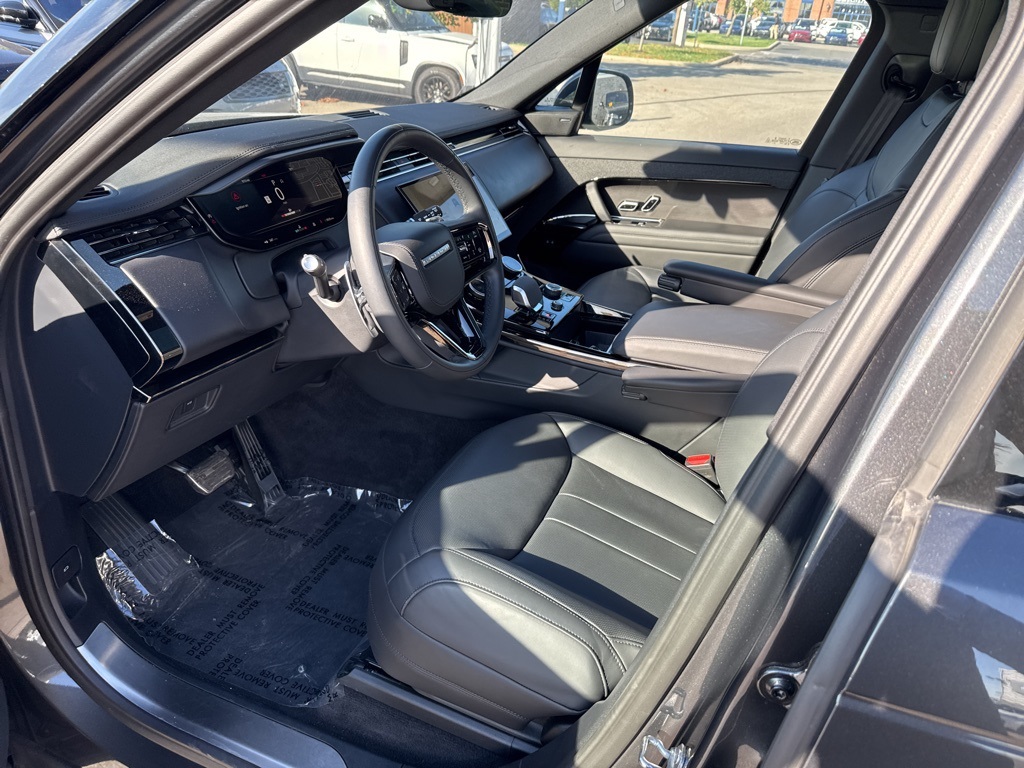 2023 Land Rover Range Rover Sport SE photo 11