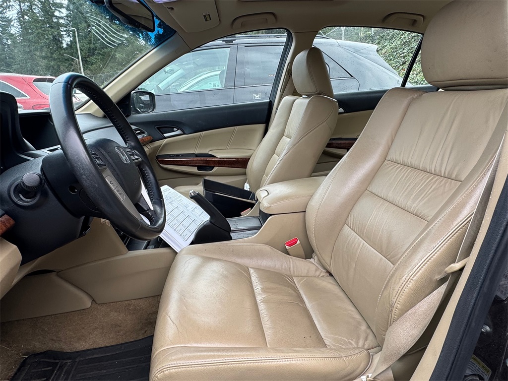 2011 Honda Accord EX-L photo 2