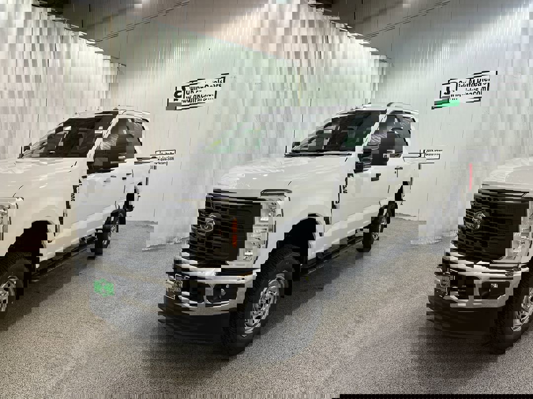 2025 Ford F-250 XL photo 4