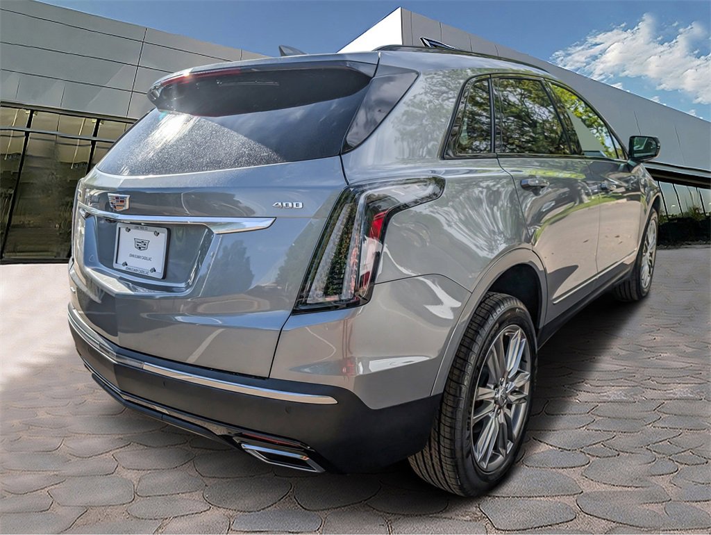2025 Cadillac XT5 Sport photo 5