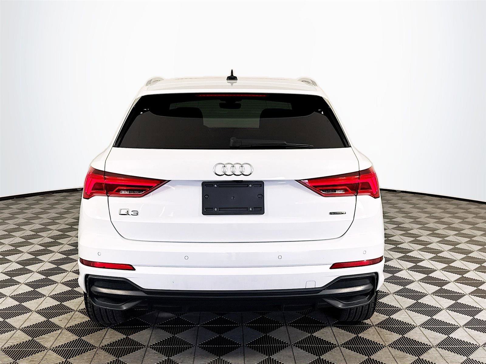 2022 Audi Q3 Premium Plus S line photo 5