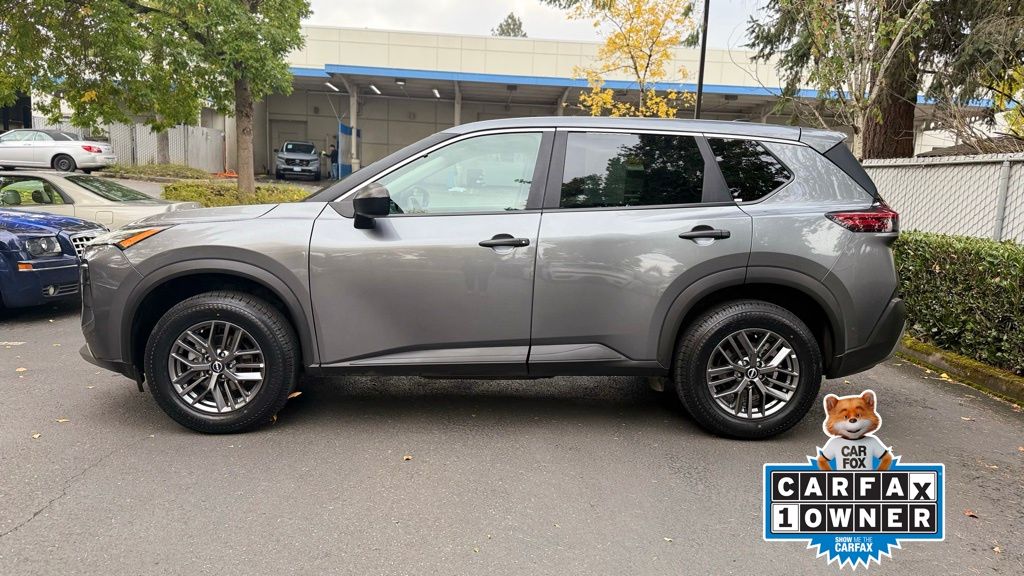 2023 Nissan Rogue S photo 2