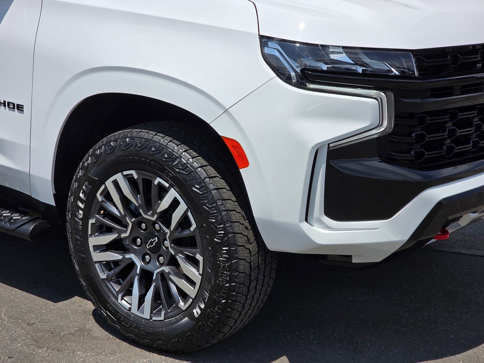 2023 Chevrolet Tahoe Z71 photo 4