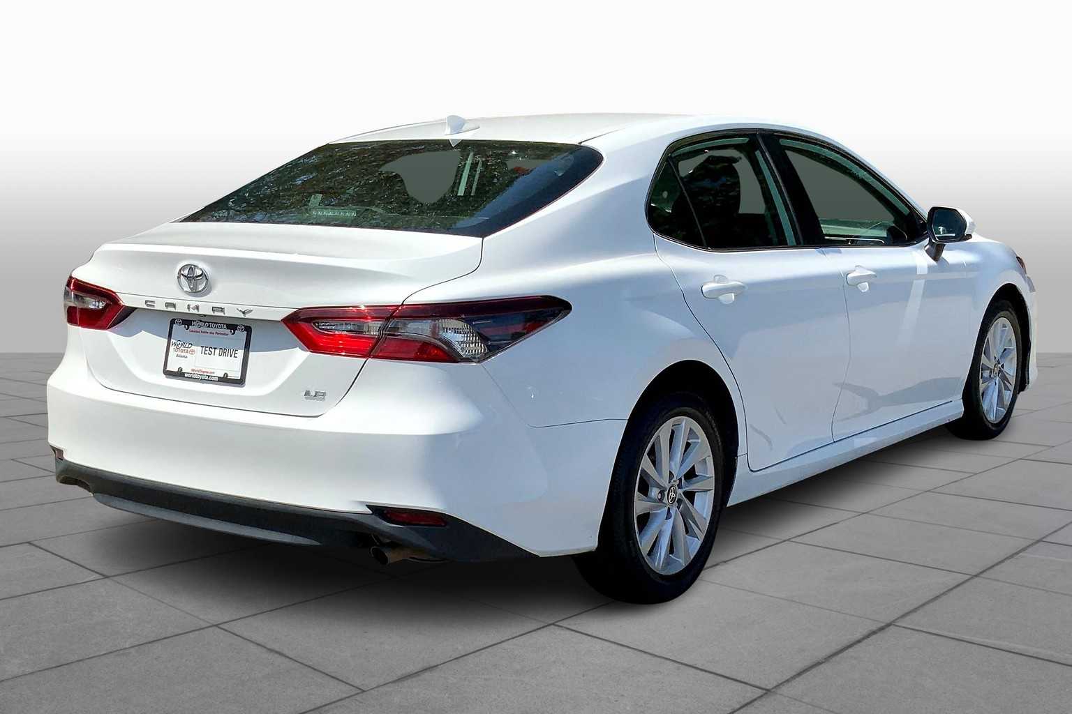 2023 Toyota Camry LE photo 21