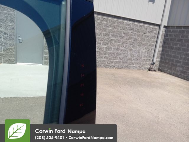 New 2025 Star White Metallic Tri-Coat Ford Premium image 32