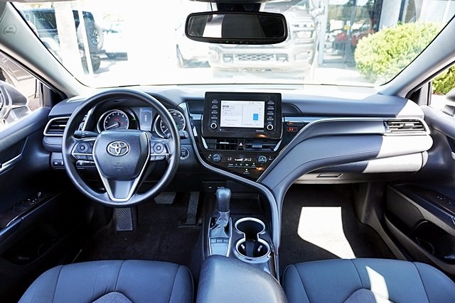 2023 Toyota Camry LE photo 16