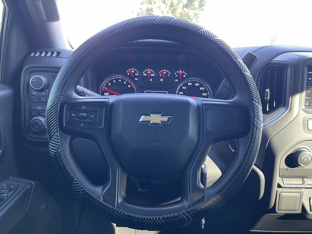 2021 Chevrolet Silverado 1500 Custom photo 5