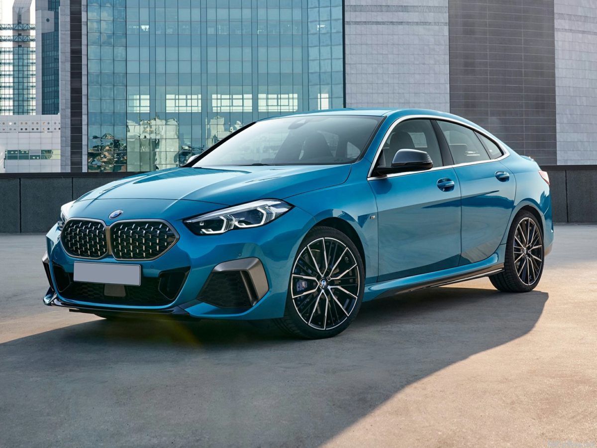 2022 BMW 2 Series M235i's photo