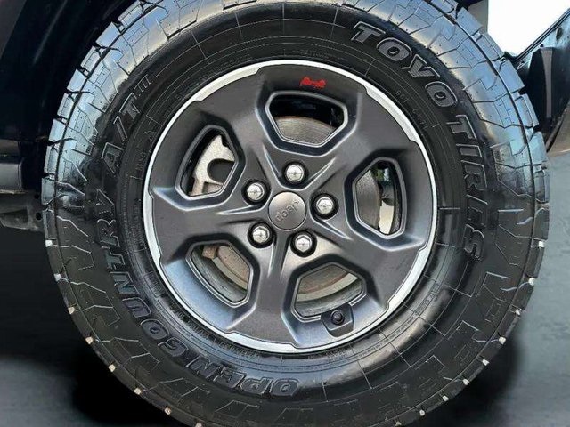 2023 Jeep Gladiator Rubicon photo 30